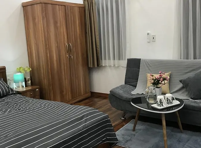 Lea House 3*