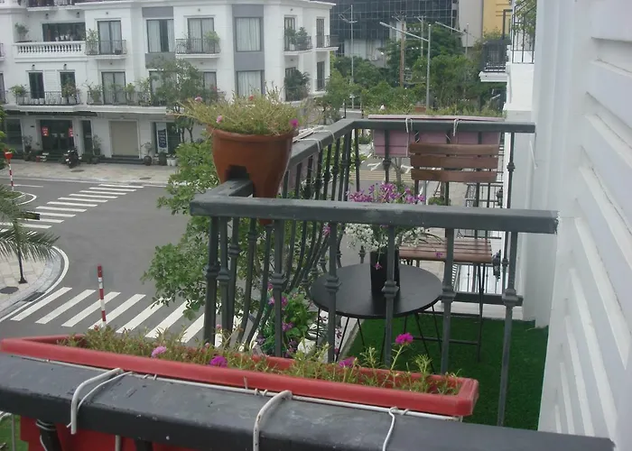 Lea House