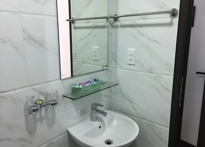 Lea House 3* Hạ Long